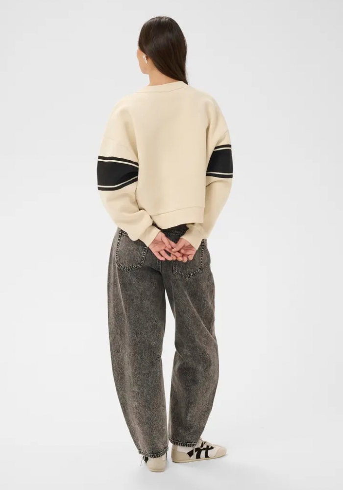 The Assia Sweatshirt