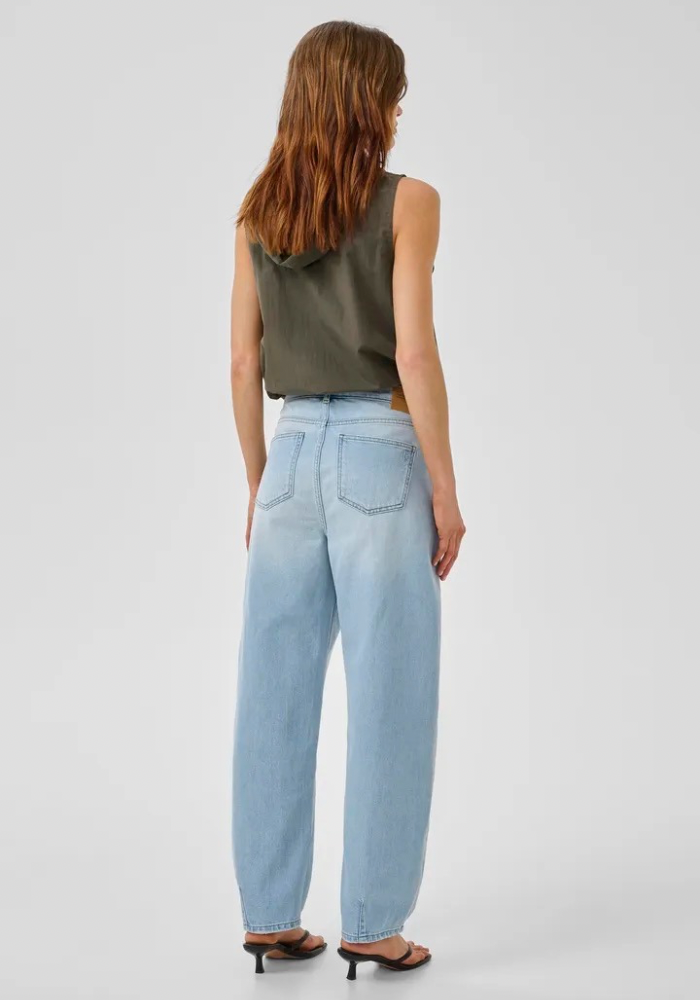 The Lucy Loose Barrel Jeans