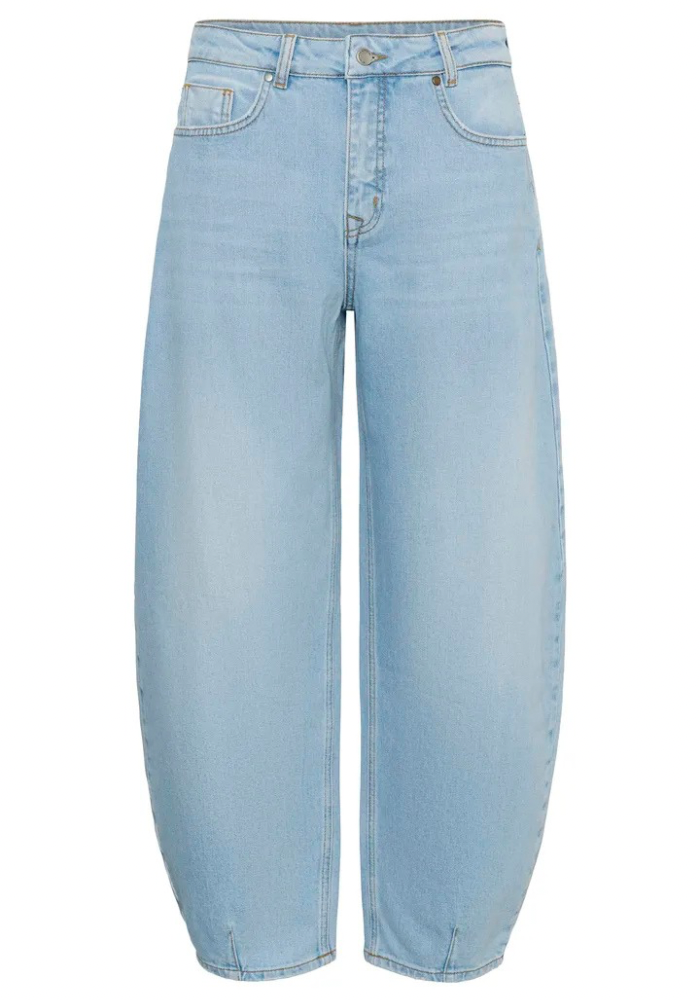 The Lucy Loose Barrel Jeans