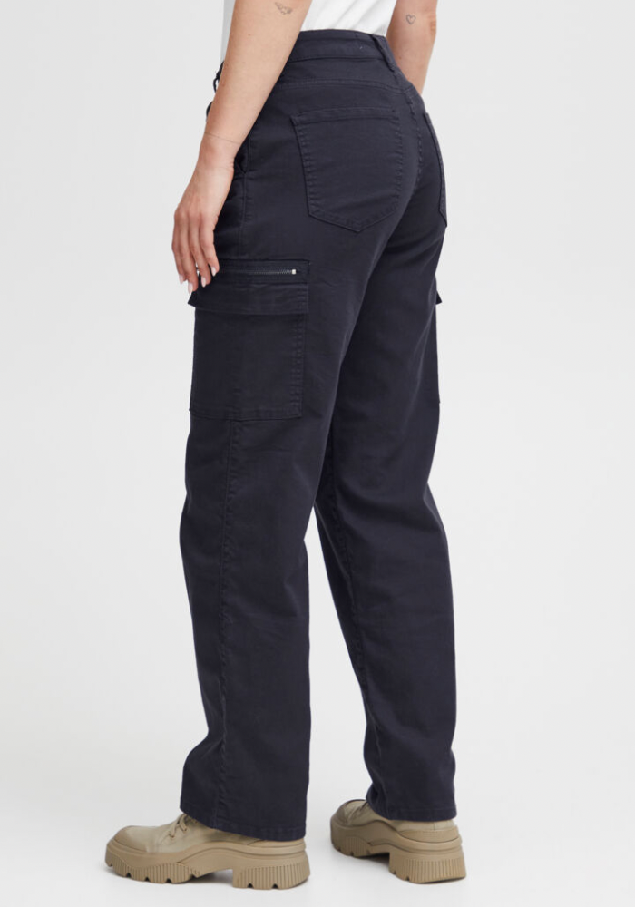 Rosita Pocket Pants - Black Beauty