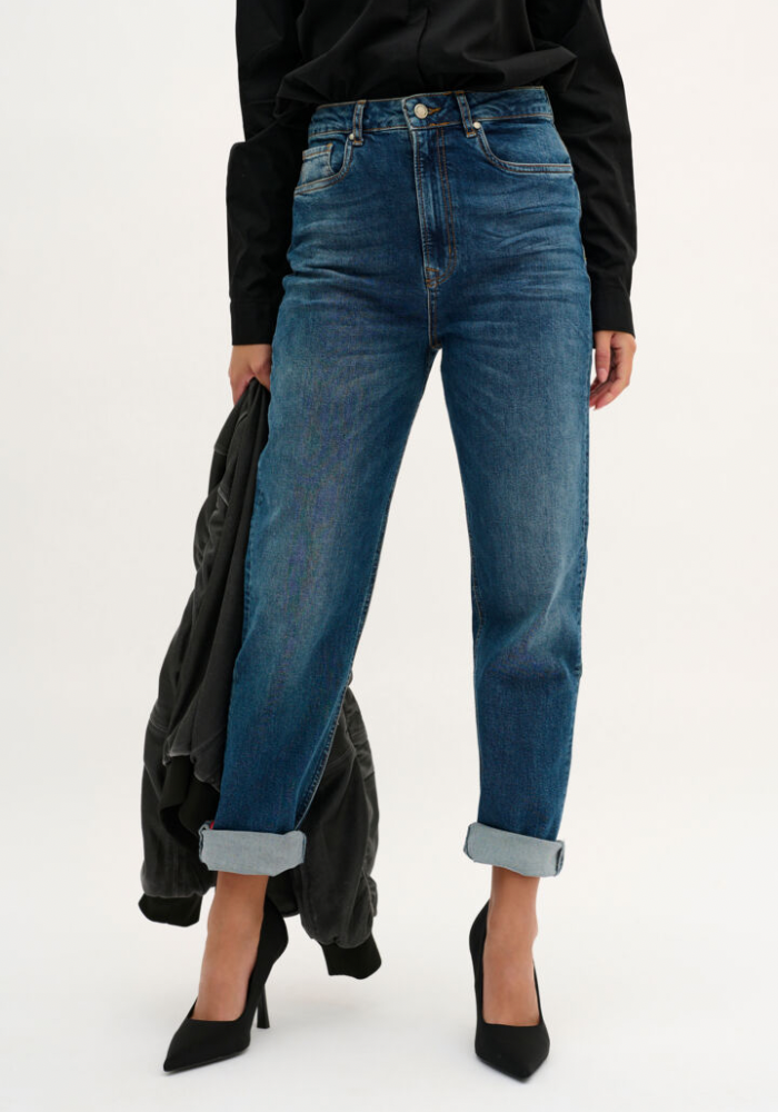 Mom Extra High Straight Leg Jeans - Medium Blue Retro Wash